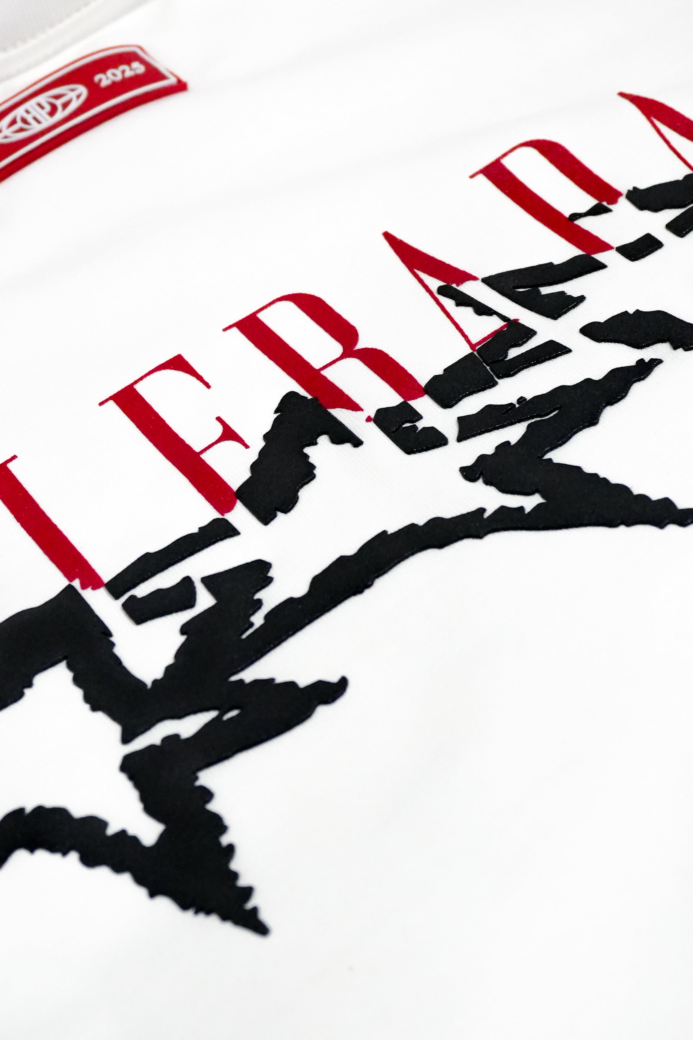 Camiseta Regular Fit “Stellar” Ivory
